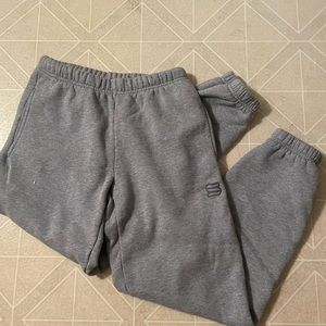 aritzia sweatpants